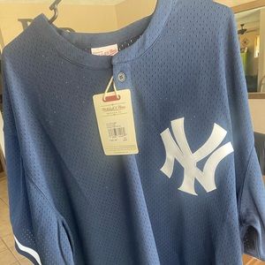 Derek Jeter Yankees Jersey.